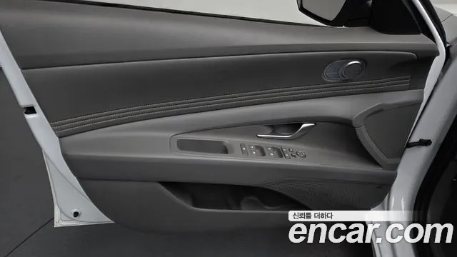 Hyundai Avante CN7 — Фото автомобиля 13