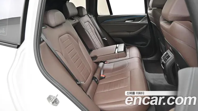 BMW iX3 G08 (2020–2024) — Фото автомобиля 12