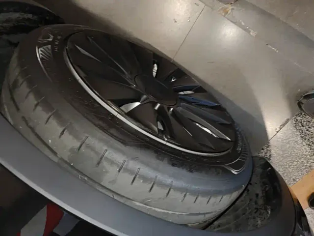 Tesla Model Y — Фото автомобиля 22