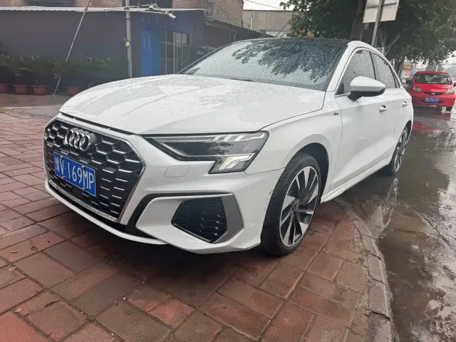 Фотография автомобиля — Audi A3