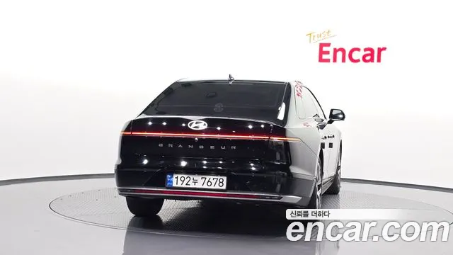 Hyundai Grandeur GN7 — Фото автомобиля 4