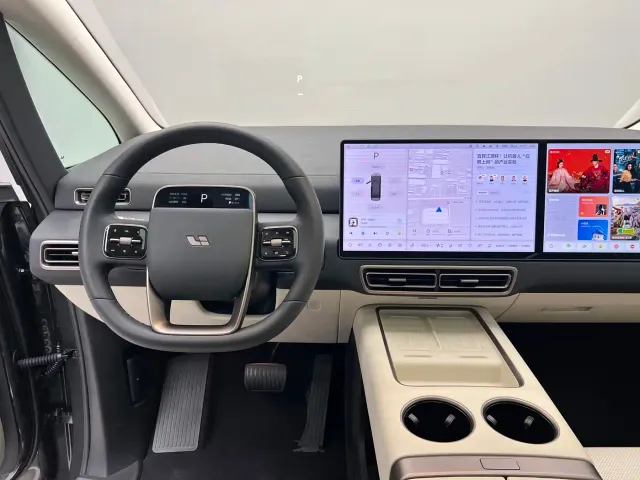 Li Auto MEGA — Фото автомобиля 18