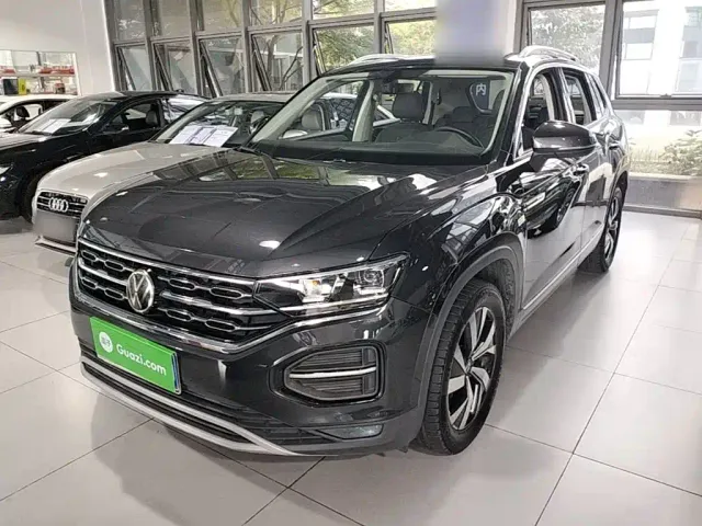 Фотография автомобиля — Volkswagen Tayron
