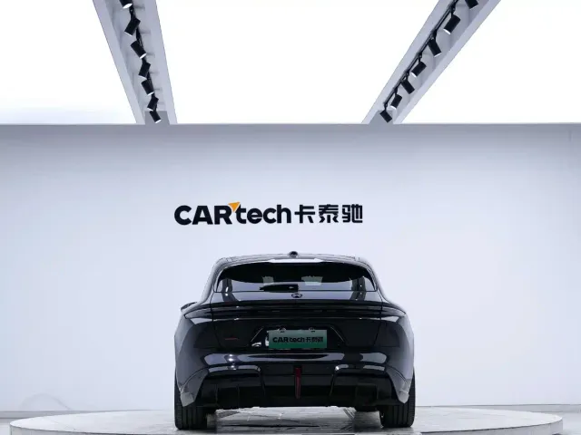 Nio ET5 Touring — Фото автомобиля 4