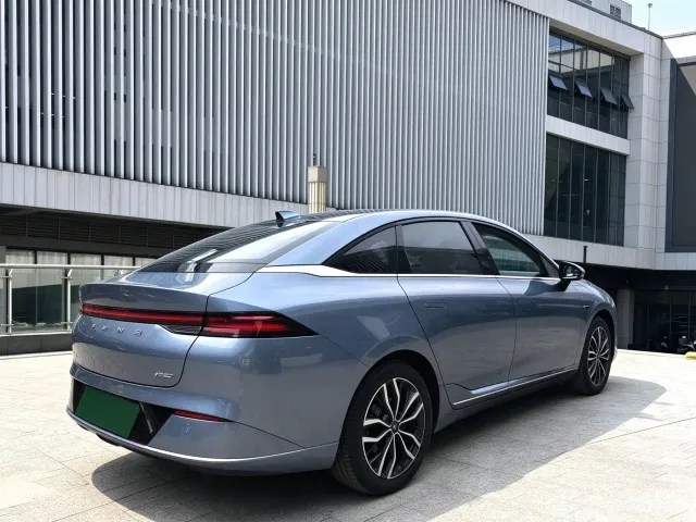 Xpeng P5 — Фото автомобиля 7