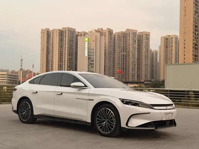 BYD Han — Фото автомобиля 3