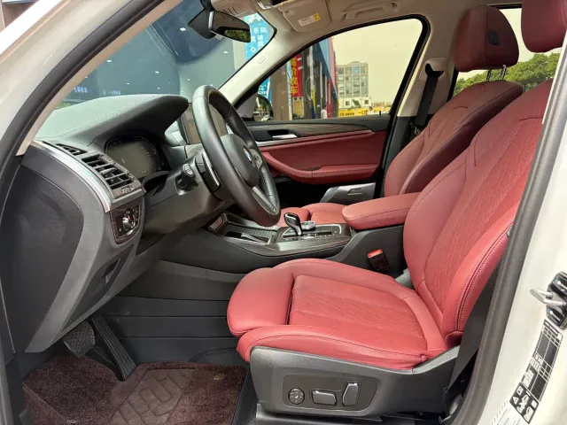 BMW X3 — Фото автомобиля 11