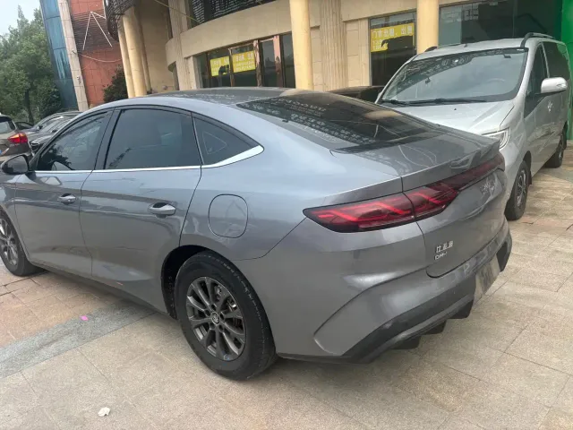 BYD Qin L — Фото автомобиля 4