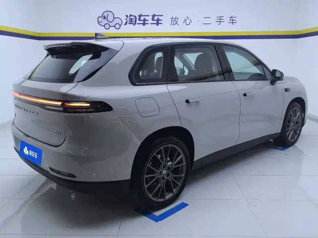 Leapmotor C10 — Фото автомобиля 3