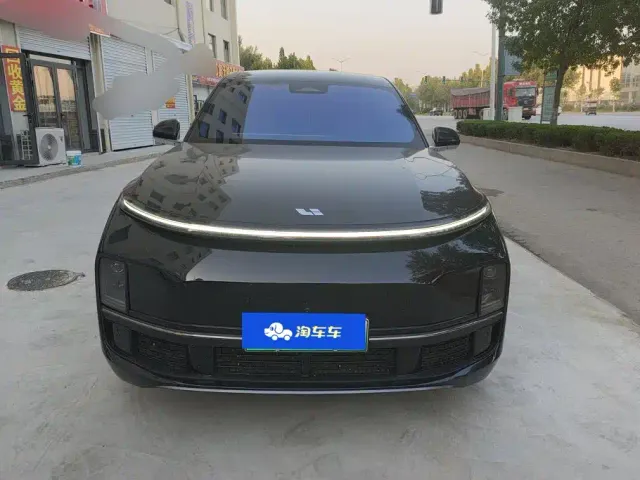 Li Auto L9 — Фото автомобиля 2