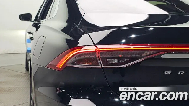 Hyundai Grandeur New — Фото автомобиля 8