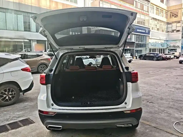 Changan CS75 — Фото автомобиля 18