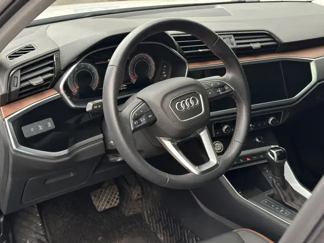 Audi Q3 — Фото автомобиля 7