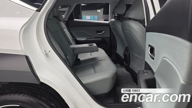Hyundai Kona Kona (SX2) Бензин 1.6 турбо 2WD — Фото автомобиля 12