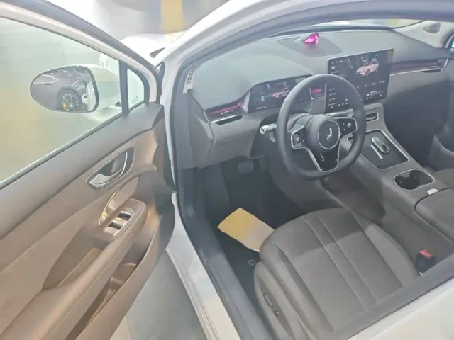 Shangjie SUV — Фото автомобиля 15
