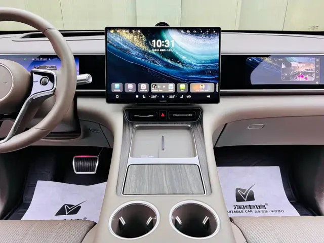Aito M7 — Фото автомобиля 12