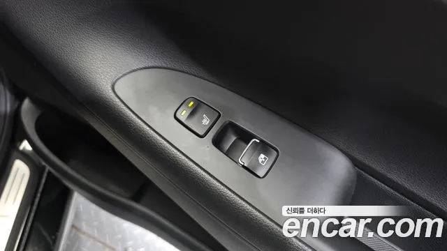 Hyundai Grandeur Новый Grandeur IG 3.0 LPi (Для проката) — Фото автомобиля 19
