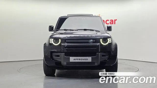 Land Rover Defender — Фото автомобиля 7