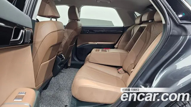 Hyundai Grandeur GN7 — Фото автомобиля 11