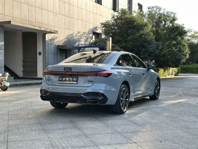 Audi A5L — Фото автомобиля 13