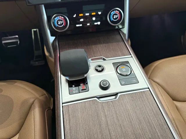 Land Rover Range Rover — Фото автомобиля 12