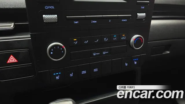 Hyundai Staria Staria Карго 3 места — Фото автомобиля 19