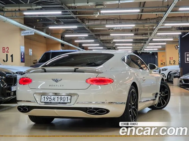Bentley Continental — Фото автомобиля 3