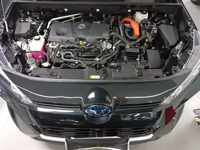 Toyota Wildlander — Фото автомобиля 15