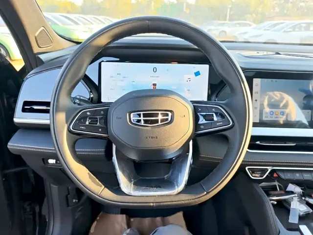 Geely Xingyue L — Фото автомобиля 10