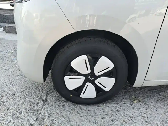 Wuling Hongguang Mini EV — Фото автомобиля 22