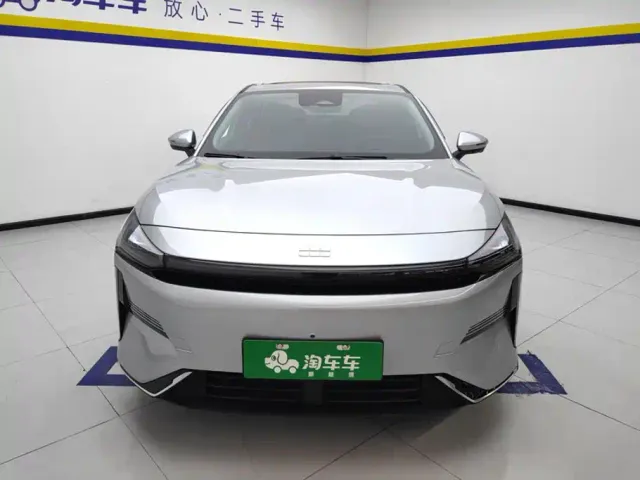 Geely Galaxy L6 — Фото автомобиля 2