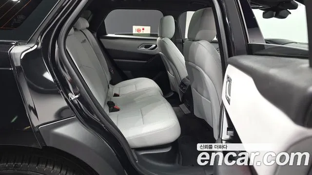 Land Rover Range Rover Velar — Фото автомобиля 12