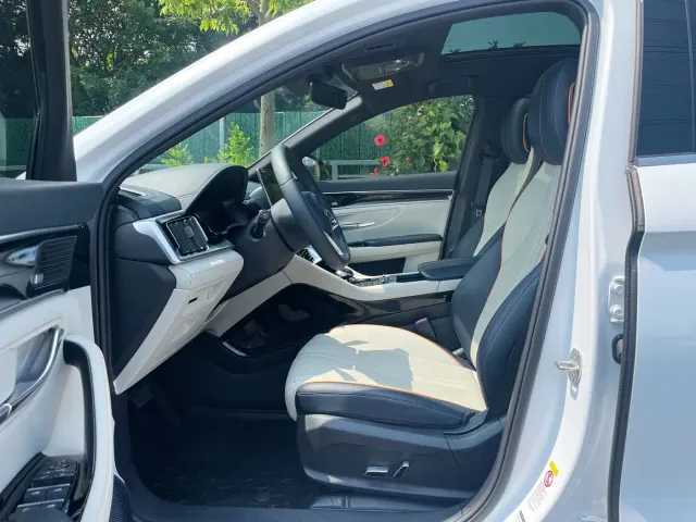 BYD Song PLUS — Фото автомобиля 14