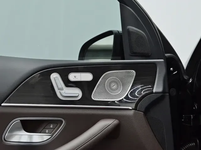 Mercedes-Benz GLE-Class — Фото автомобиля 21