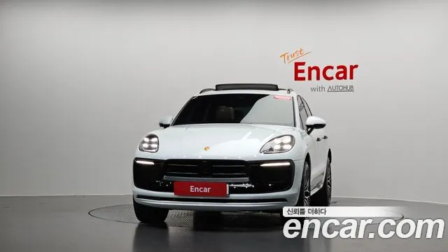 Porsche Macan — Фото автомобиля 2