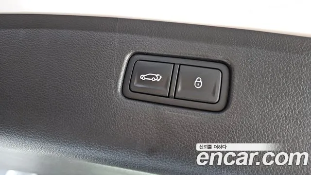 Genesis GV80 2.5T Бензин AWD — Фото автомобиля 30