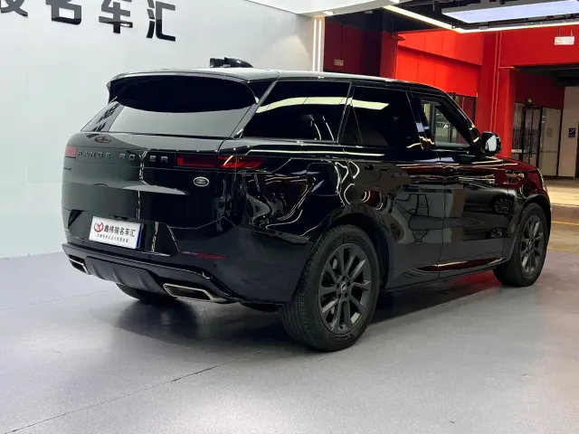 Land Rover Range Rover Sport — Фото автомобиля 15