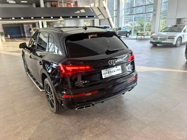 Audi Q5L — Фото автомобиля 20