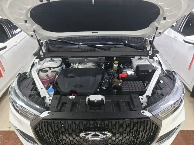 Chery Tiggo 8 — Фото автомобиля 19