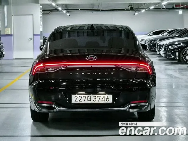 Hyundai Grandeur Grandeur (New) — Фото автомобиля 5
