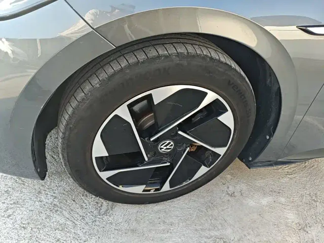 Volkswagen ID.3 — Фото автомобиля 22