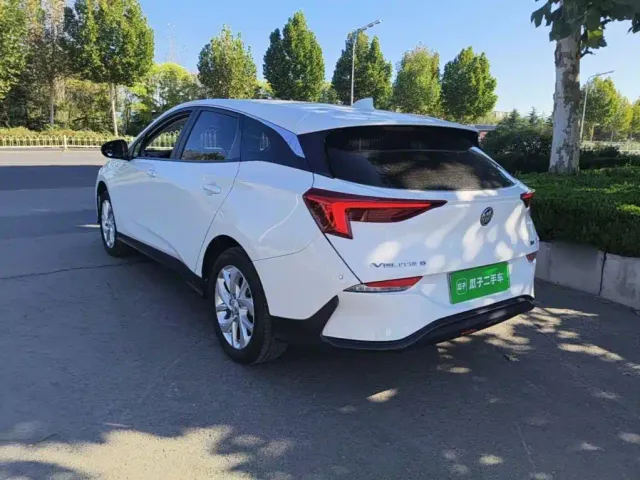 Buick Velite 6 — Фото автомобиля 4