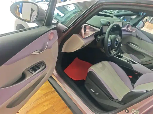 BYD Dolphin — Фото автомобиля 15