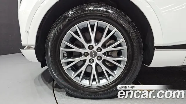 Genesis GV80 — Фото автомобиля 5