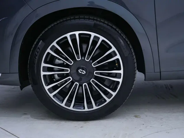 Aito M7 — Фото автомобиля 13