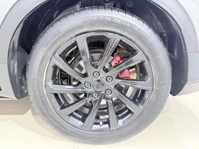 Geely Binyue — Фото автомобиля 15