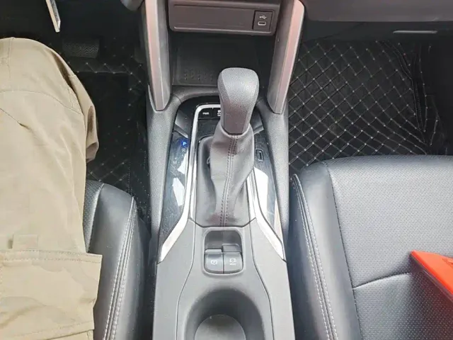 Toyota Corolla Cross — Фото автомобиля 13