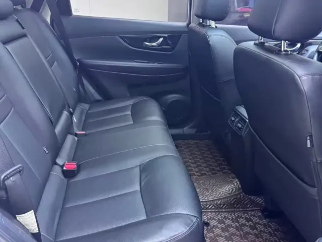 Nissan X-Trail — Фото автомобиля 11