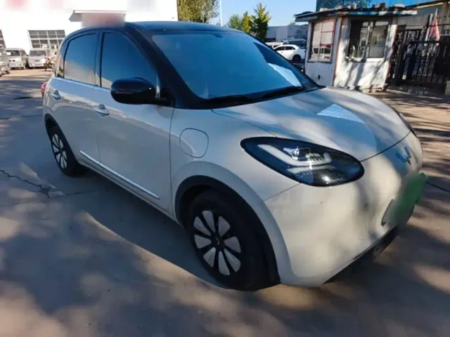Wuling Bingo — Фото автомобиля 3