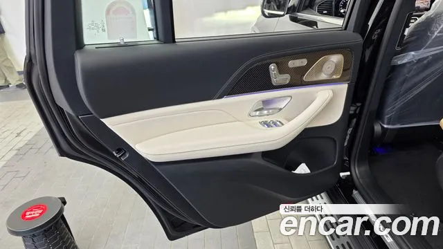 Mercedes-Benz GLS-Class — Фото автомобиля 20